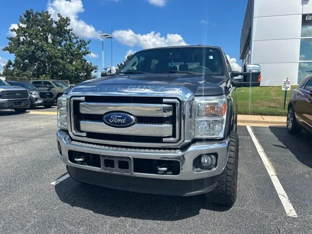 Used 2016 Gray Ford XLT image 2
