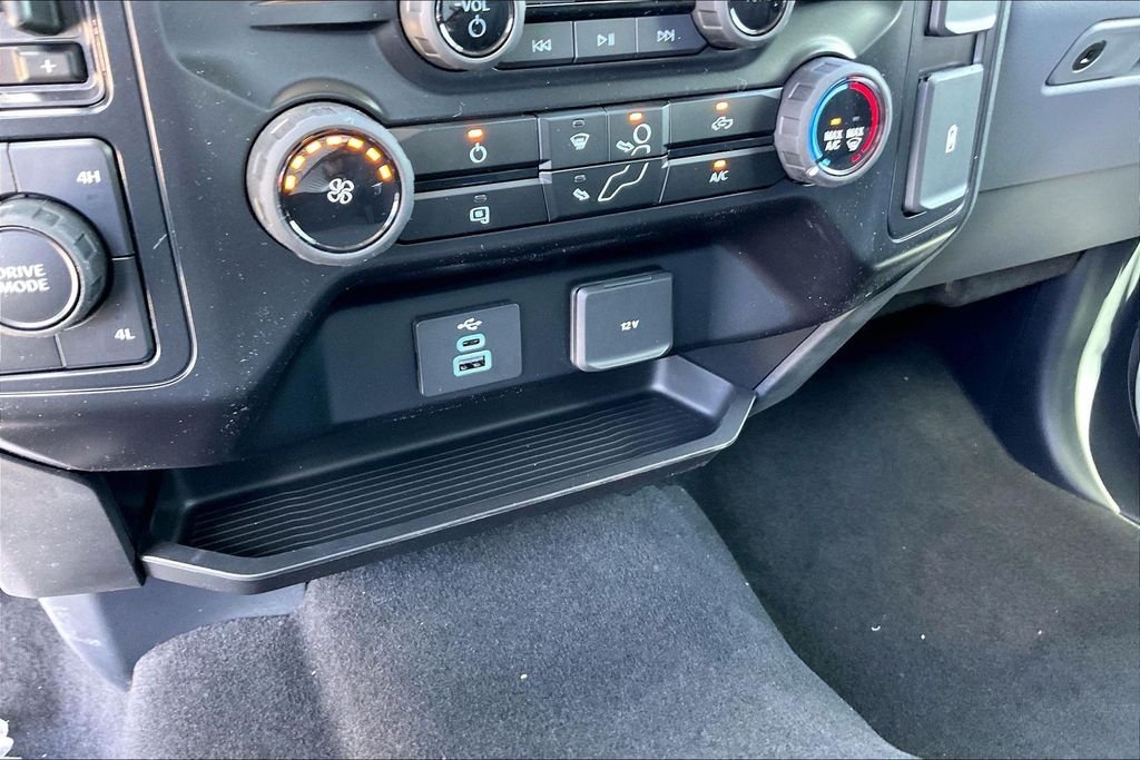 New 2026 Ford Super Duty F-350 XL 4D Crew Cab