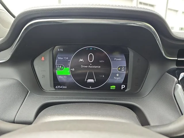 Used 2023 Silver Chevrolet LT image 19