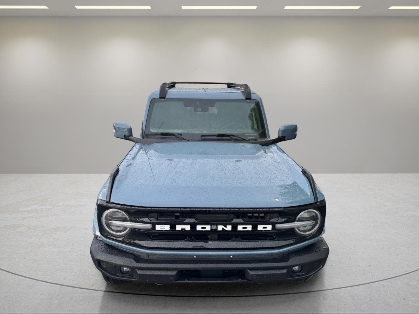 Used 2025 Azure Gray Metallic Tri-Coat Ford Outer Banks image 22
