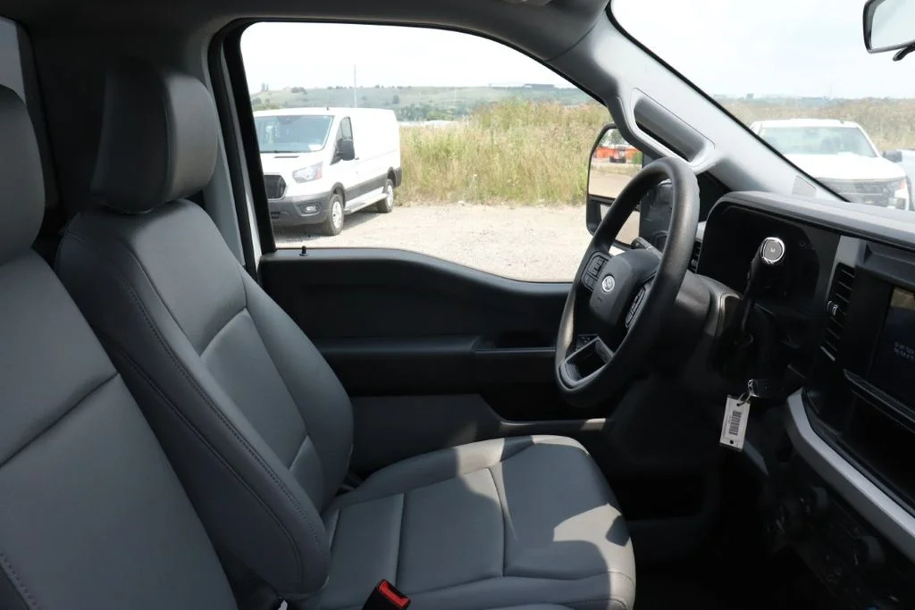 2026 Ford F-550 Super Duty Chassis Cab XL - Photo 11