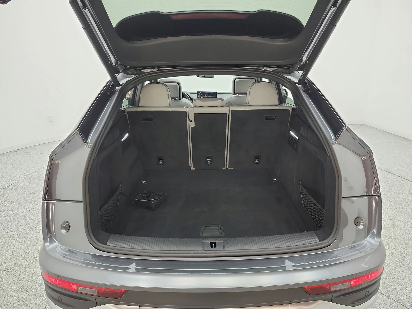 Used 2023 Daytona Gray Pearl Effect Audi S line Premium Plus image 21