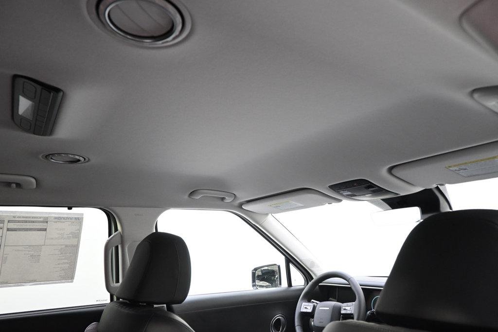 New 2026 White Pearl Hyundai SEL 8P image 17