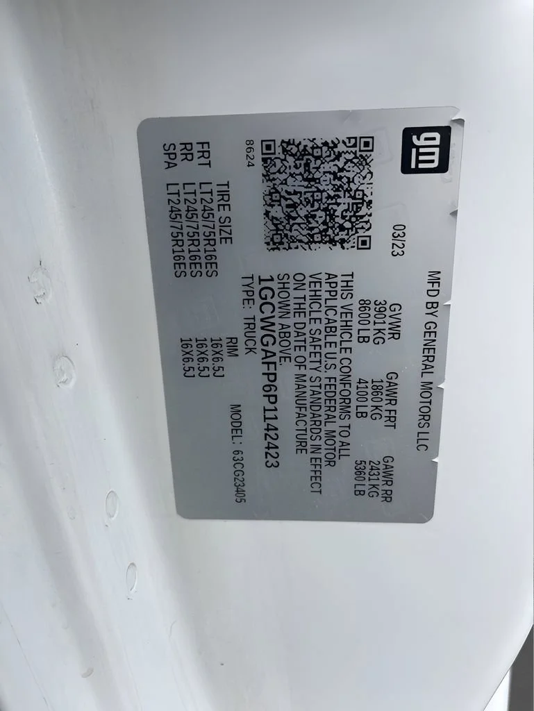 Used 2023 Summit White Chevrolet WT image 23