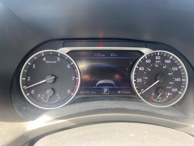 Used 2022 Silver Nissan SV image 8
