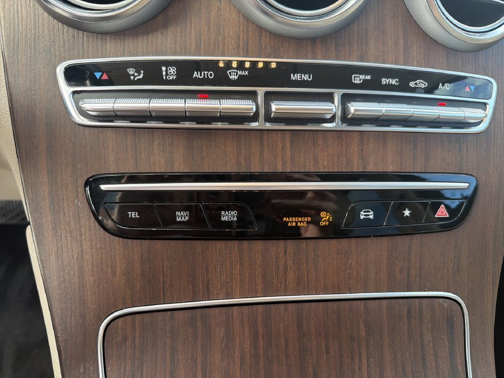2022 Mercedes-Benz GLC GLC300 - Photo 21