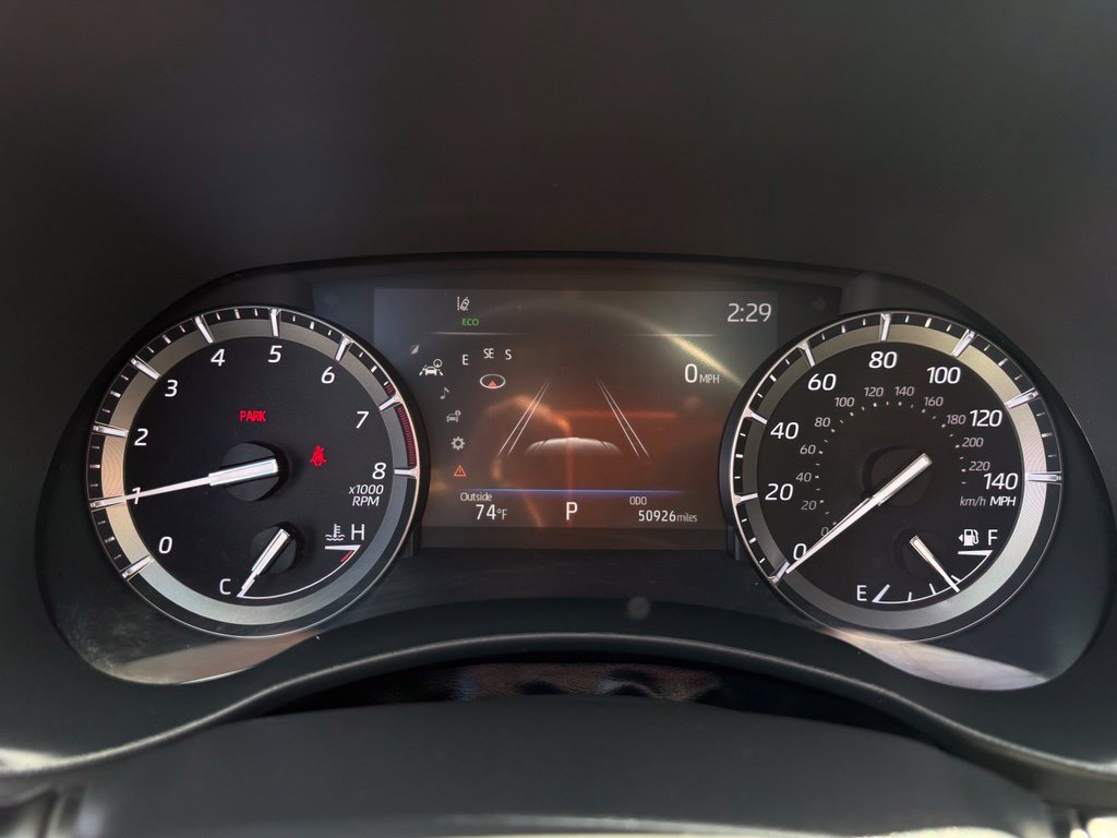 Used 2021 White Toyota XLE image 19