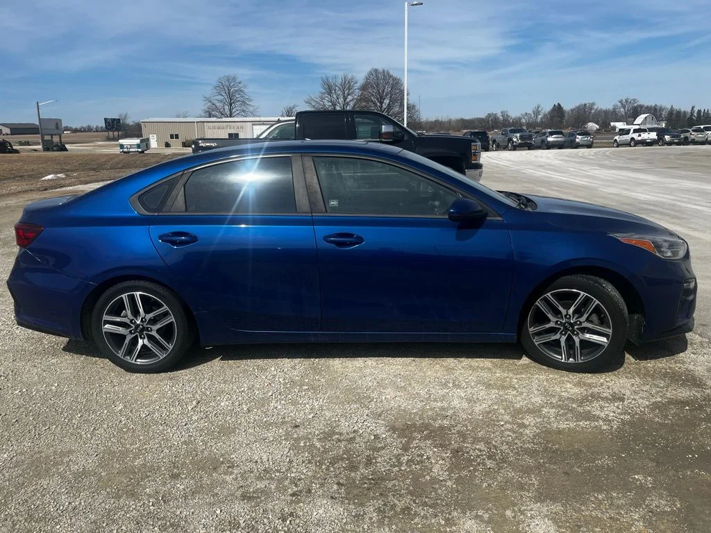 Used 2019 Kia FORTE S with VIN 3KPF34ADXKE078192 for sale in Spring Valley, MN