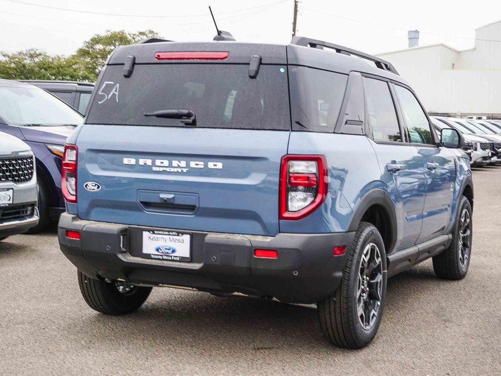 New 2026 Azure Gray Metallic Tri-Coat Ford Outer Banks image 6