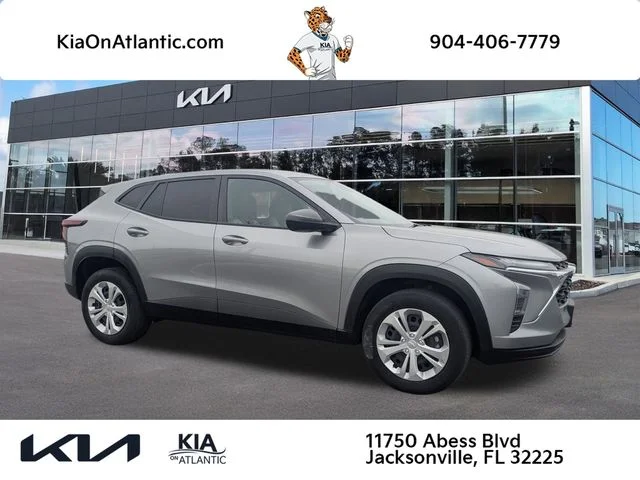 2024 Chevrolet Trax LS's photo
