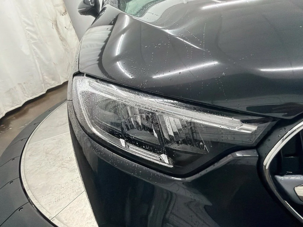 New 2027 Gray Mercedes-Benz GLC 300 image 10