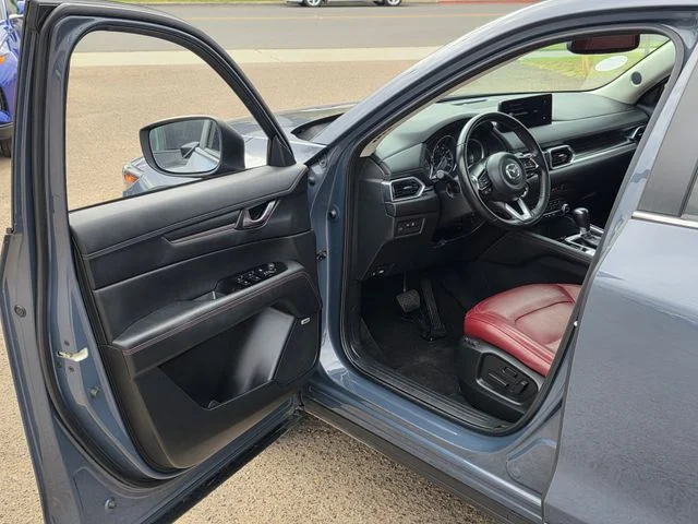 Used 2024 Gray Mazda 2.5 S Carbon Edition image 39