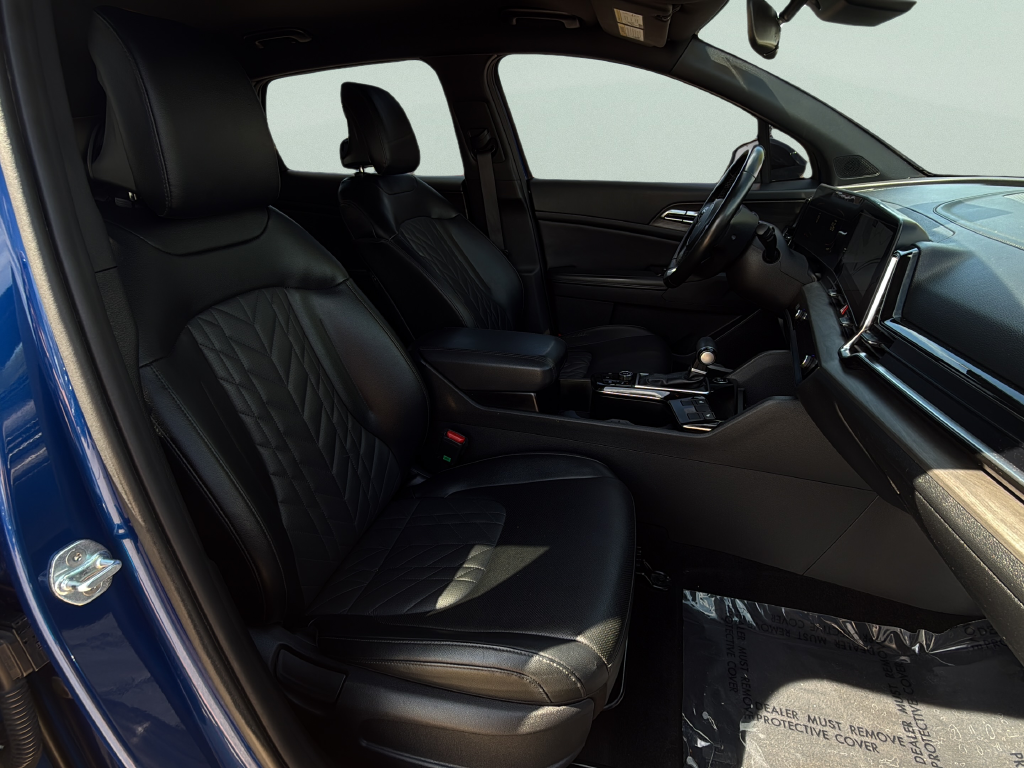 Used 2023 Sapphire Blue Kia X-Line image 20