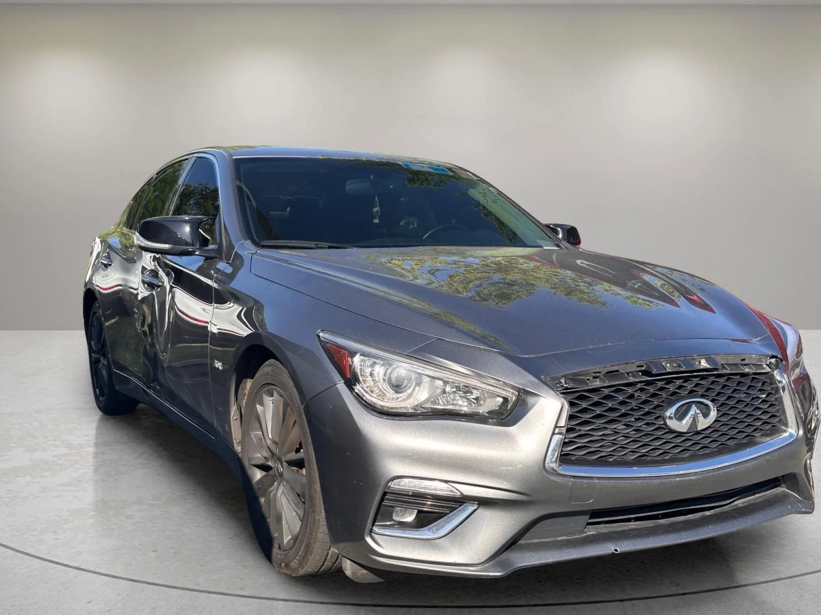 Used 2019 Graphite Shadow INFINITI 3.0t LUXE image 3