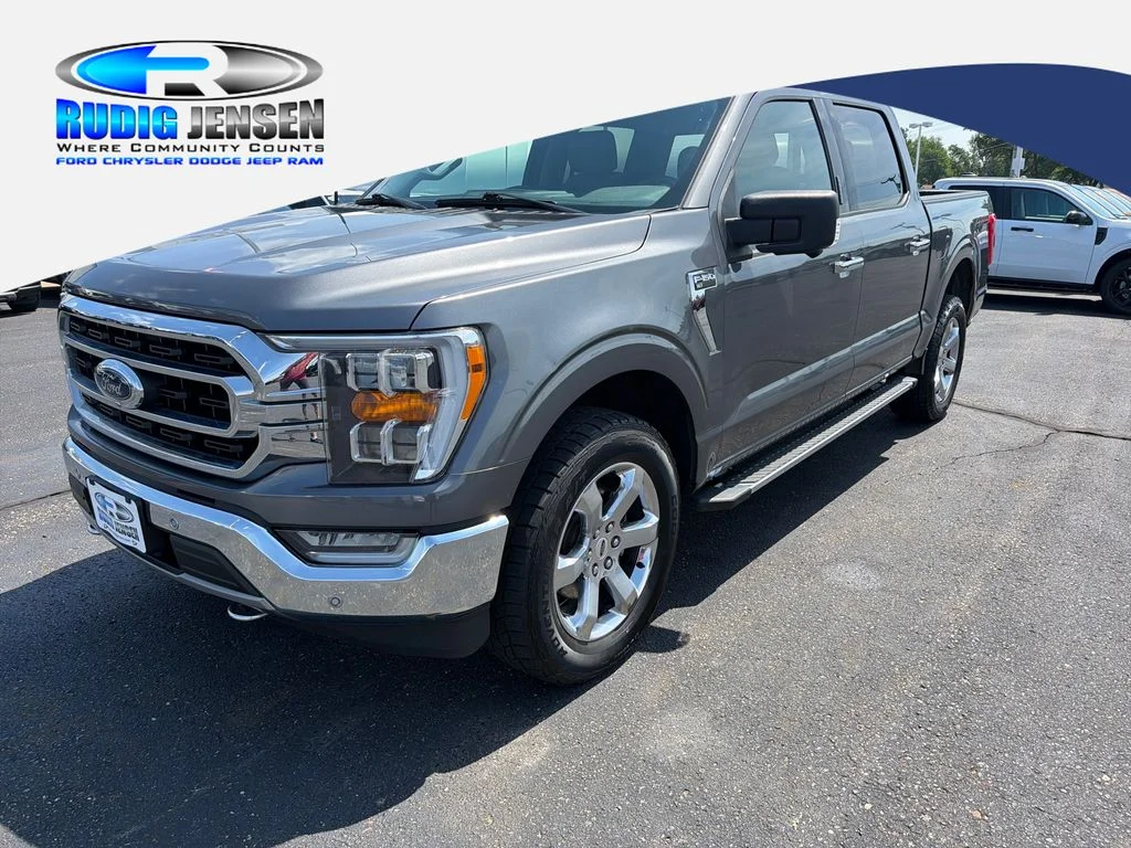 Used 2021 Gray Ford XLT image 1