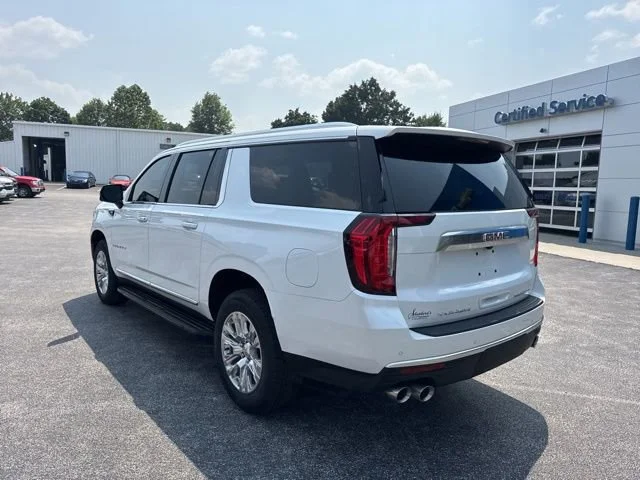 2024 GMC Yukon XL Denali - Photo 8