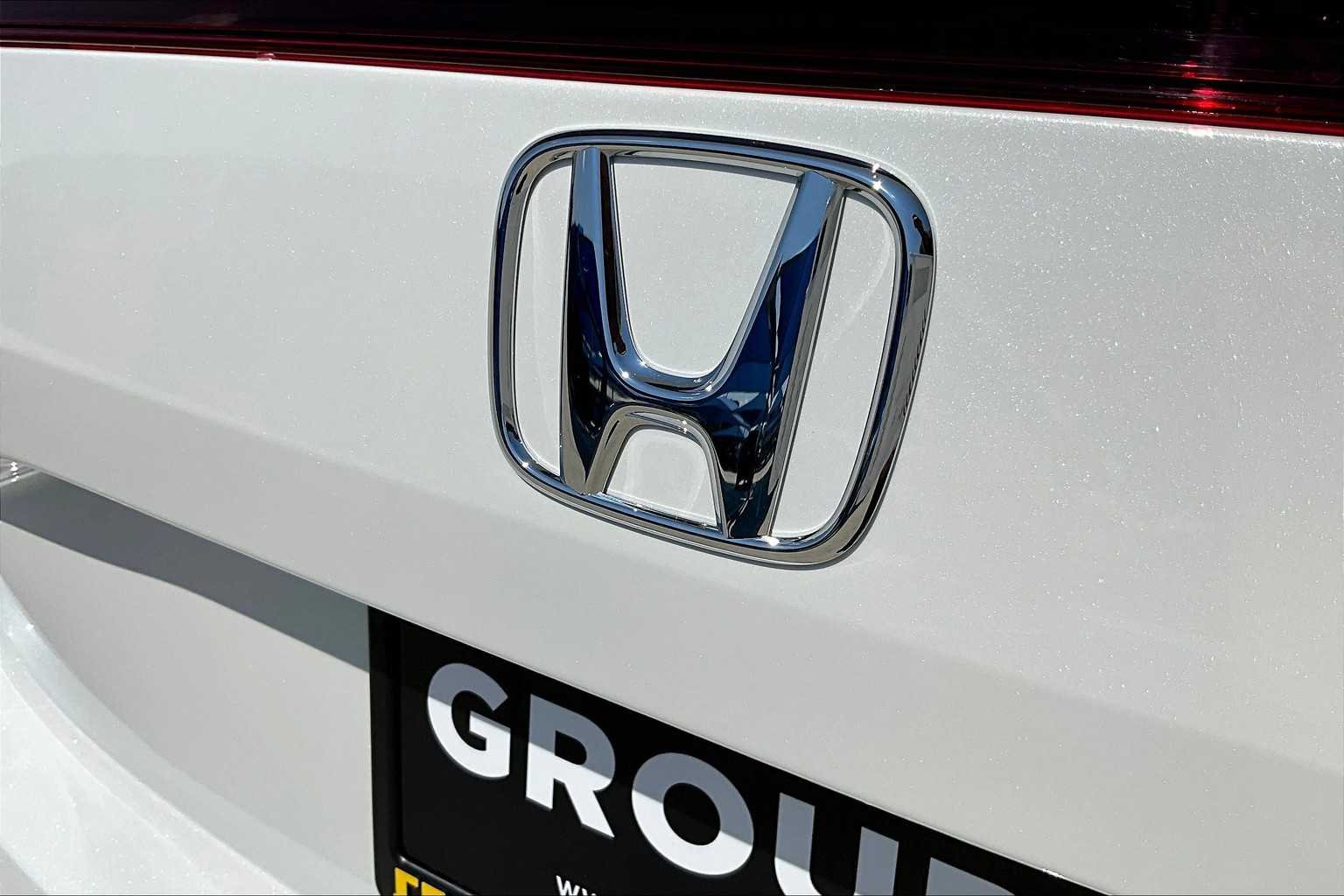 2026 Honda Civic Hatchback Sport - Photo 15