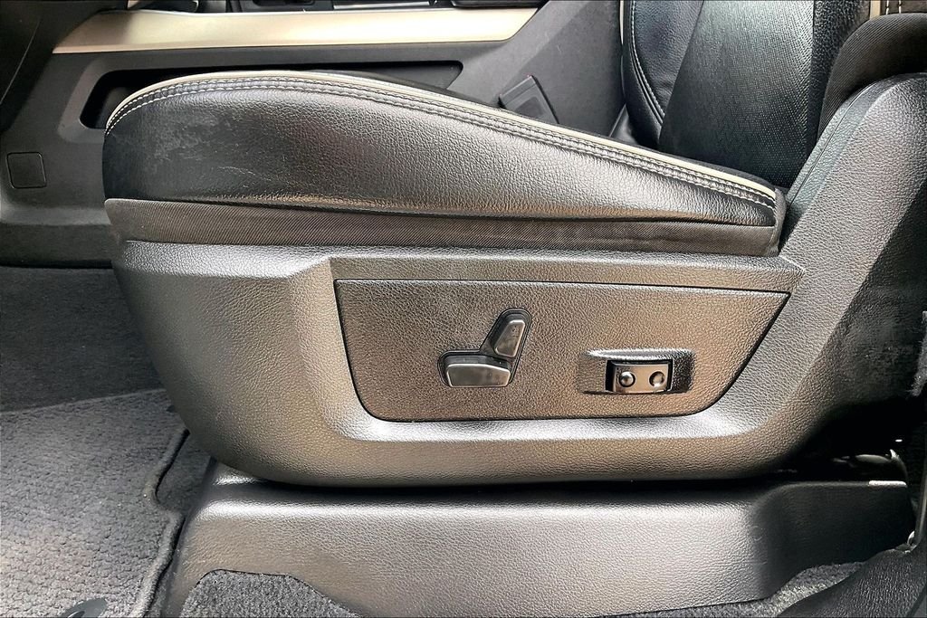 Used 2022 White Ram Laramie image 24