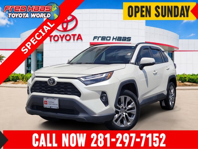 2022 Toyota RAV4 XLE Premium