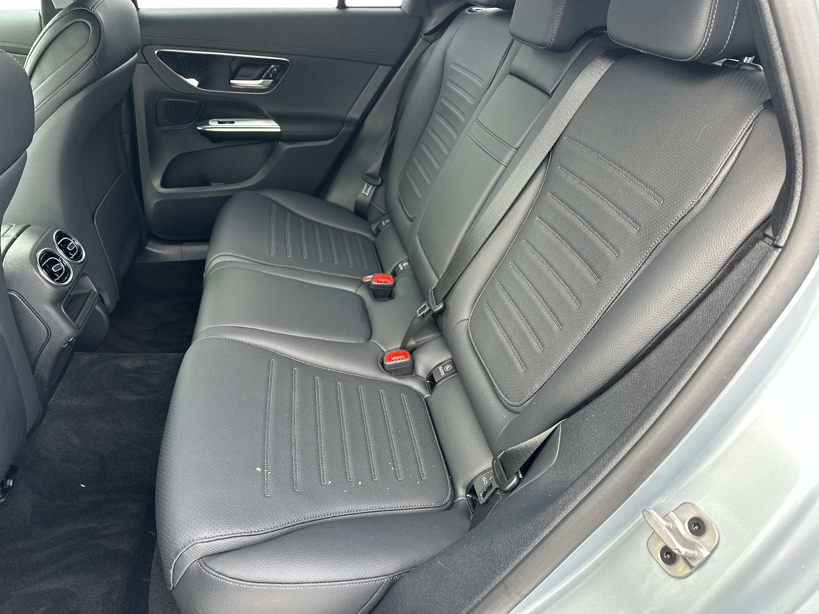 Certified Used 2025 Cirrus Silver Metallic Mercedes-Benz GLC 300 image 11