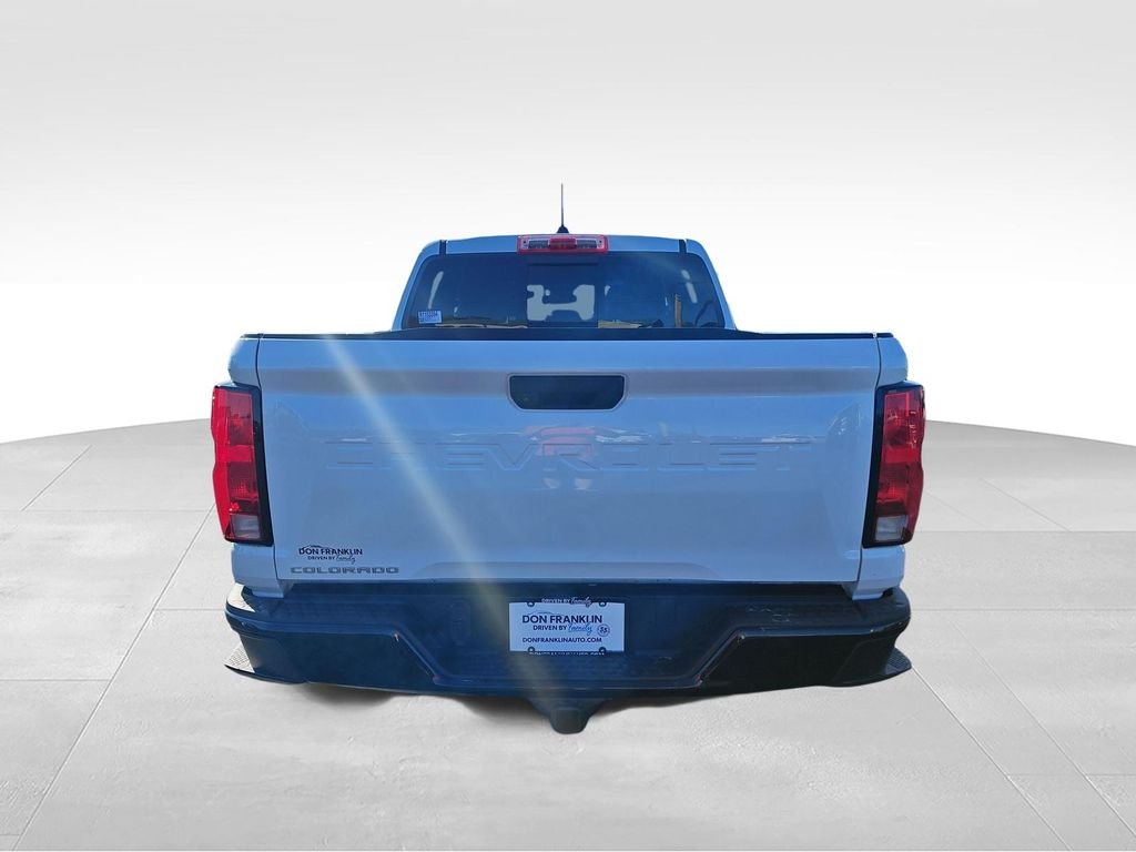 Used 2024 White Chevrolet Trail Boss image 5