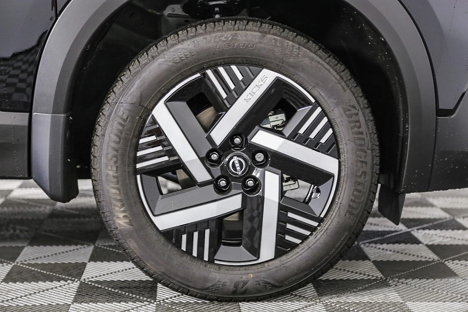 2026 Nissan KICKS SV - Photo 10