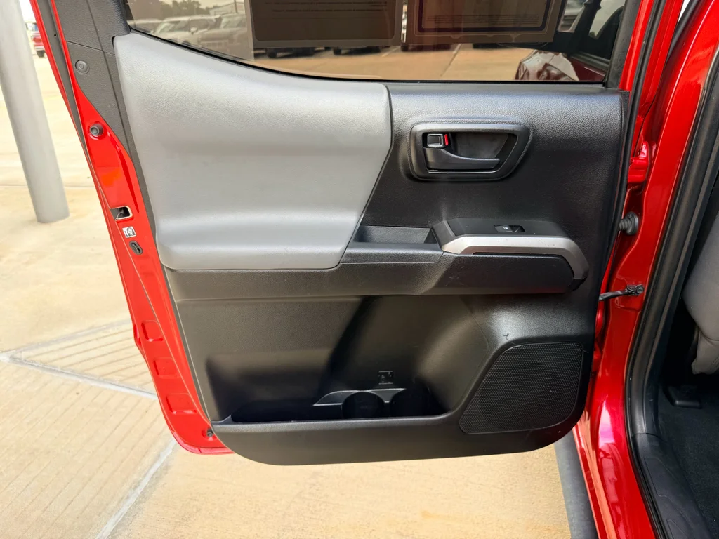 Used 2019 Barcelona Red Metallic Toyota SR5 image 25