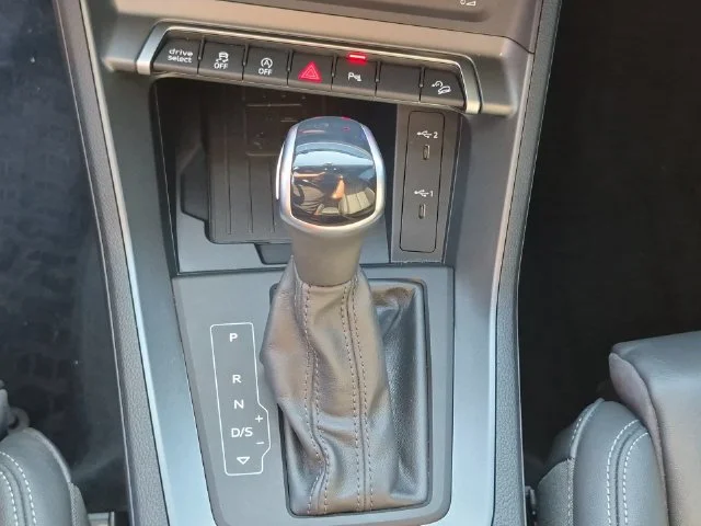 Used 2025  Audi Premium image 25