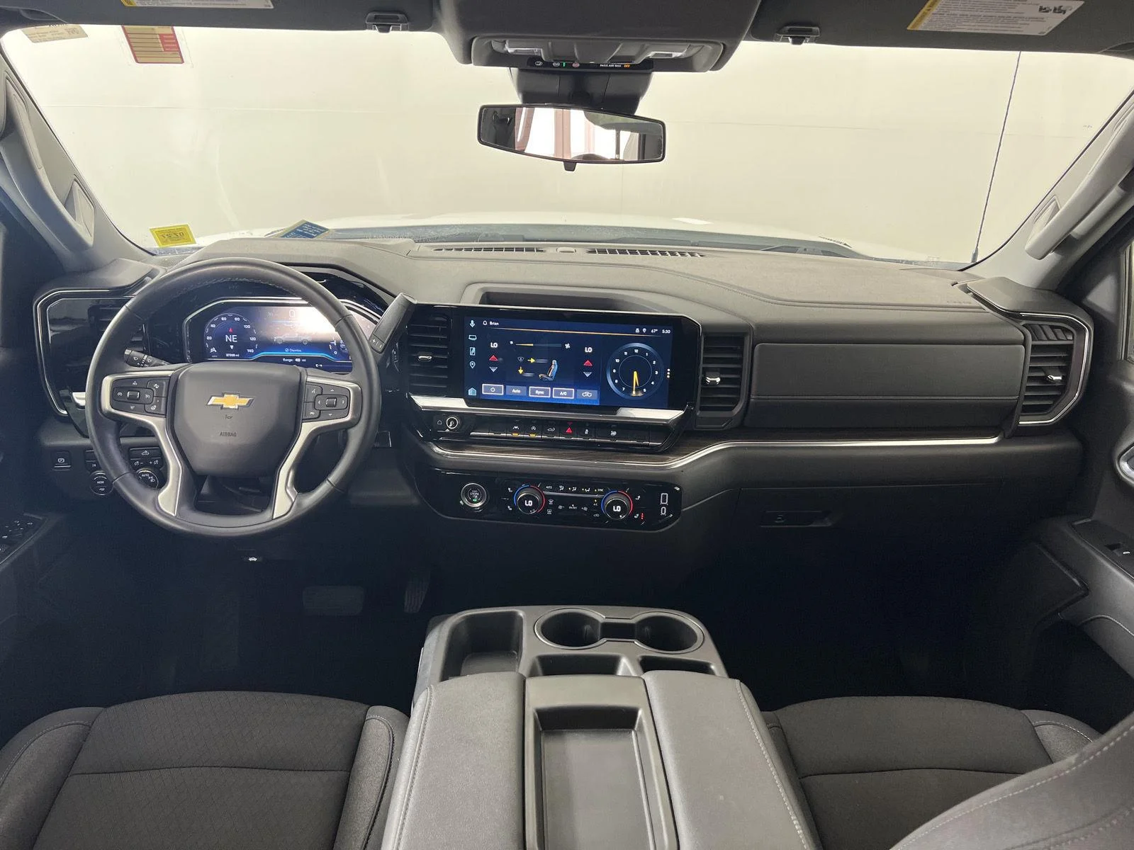 Used 2024 Summit White Chevrolet LT (2FL) image 21
