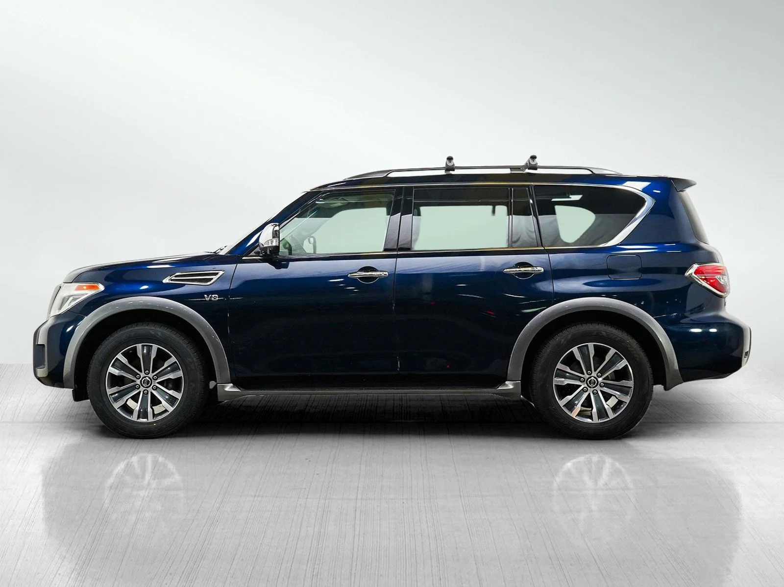 Used 2017 Nissan Armada SL with VIN JN8AY2NC3H9502332 for sale in Minneapolis, Minnesota