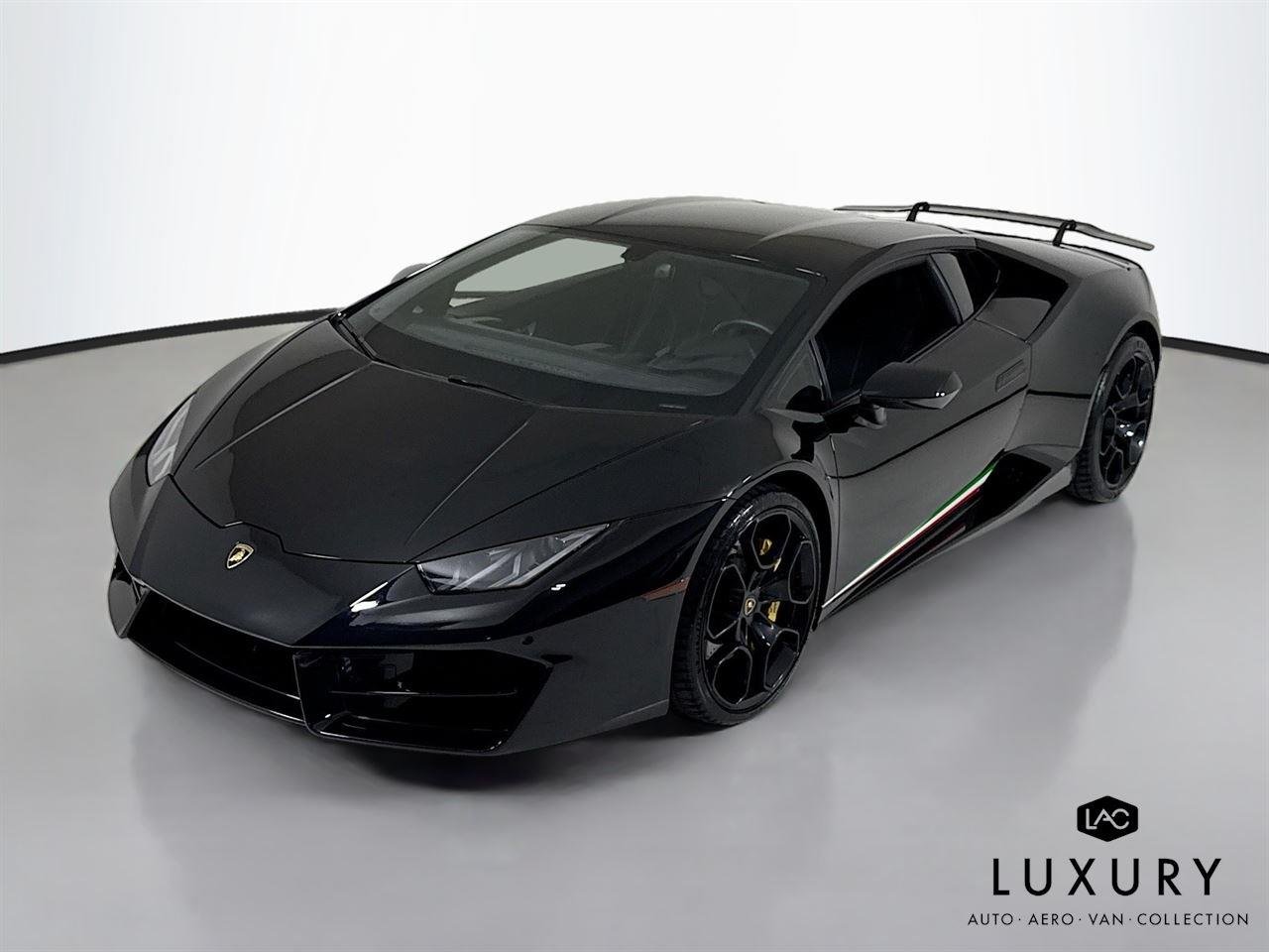 Used 2018 Arancio Borealis Pearl Effect Lamborghini  image 4