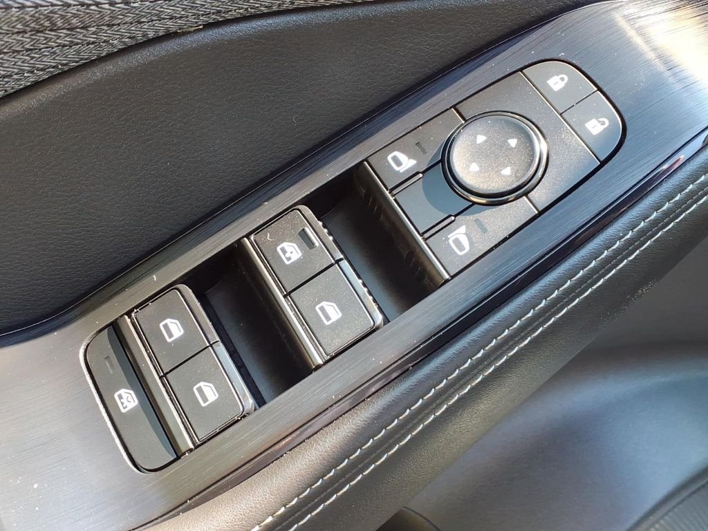 Certified Used 2023 Brilliant Silver Metallic Nissan SV image 18