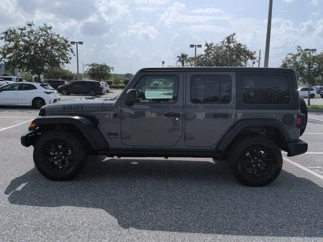 Used 2022 Gray Jeep Unlimited Willys image 7