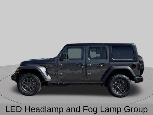 New 2026 Granite Crystal Metallic Clear-Coat Exterior Paint Jeep Sport S image 3