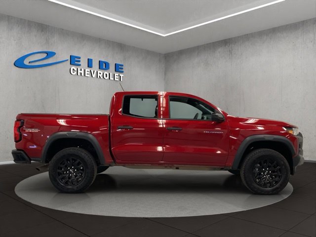 Used 2026 Red Chevrolet Trail Boss image 15