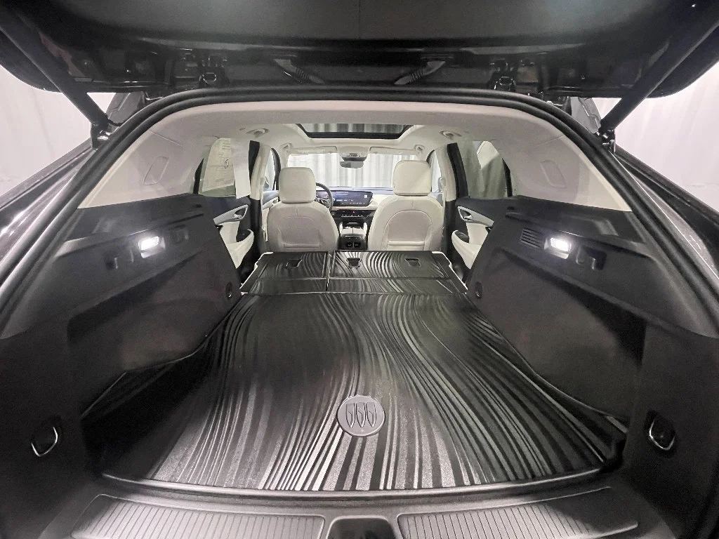 New 2026 Ebony Twilight Metallic Buick Avenir image 19