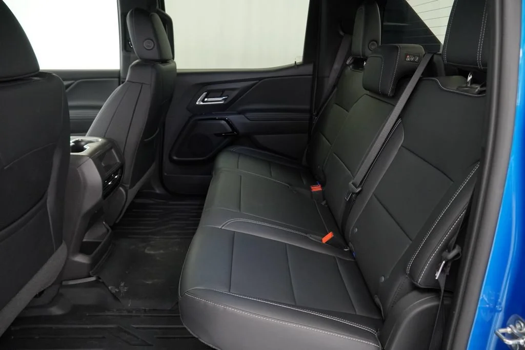 New 2026 Riptide Blue Metallic Chevrolet LT - Extended Range image 11