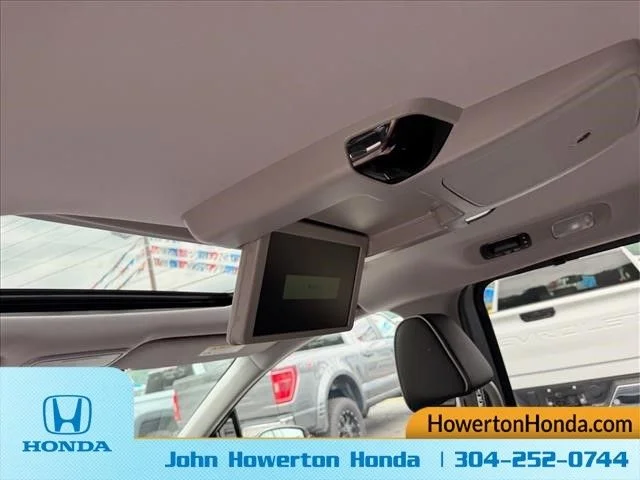 Used 2024 Gray Honda Elite image 14
