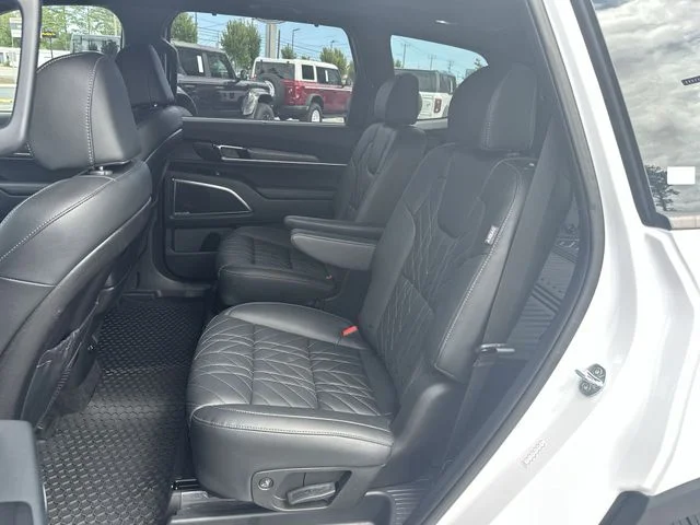 Used 2024 White Kia SX X-Line image 24
