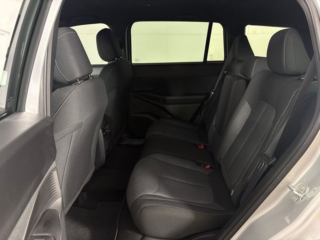 New 2026 Silver Zynith Clearcoat Jeep Laredo image 38