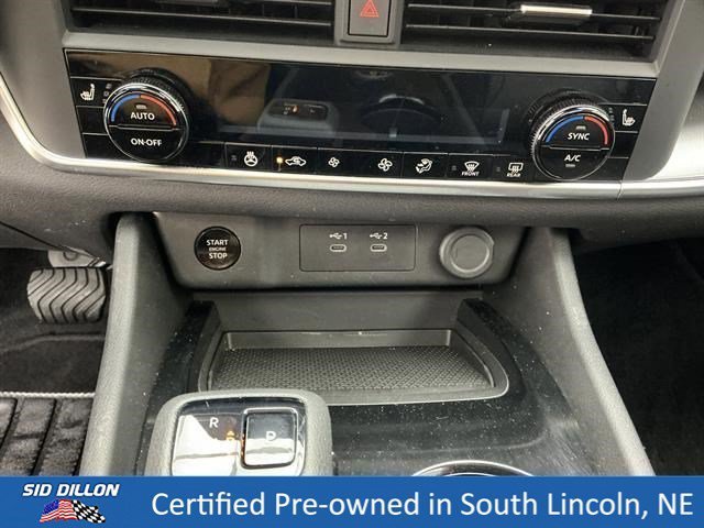 Used 2024 Deep Ocean Blue Pearl Nissan SV image 12