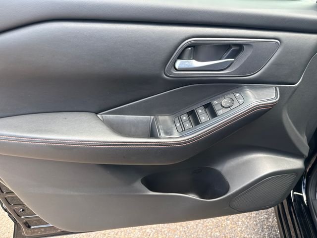 Certified Used 2025 Black Nissan Rock Creek image 11