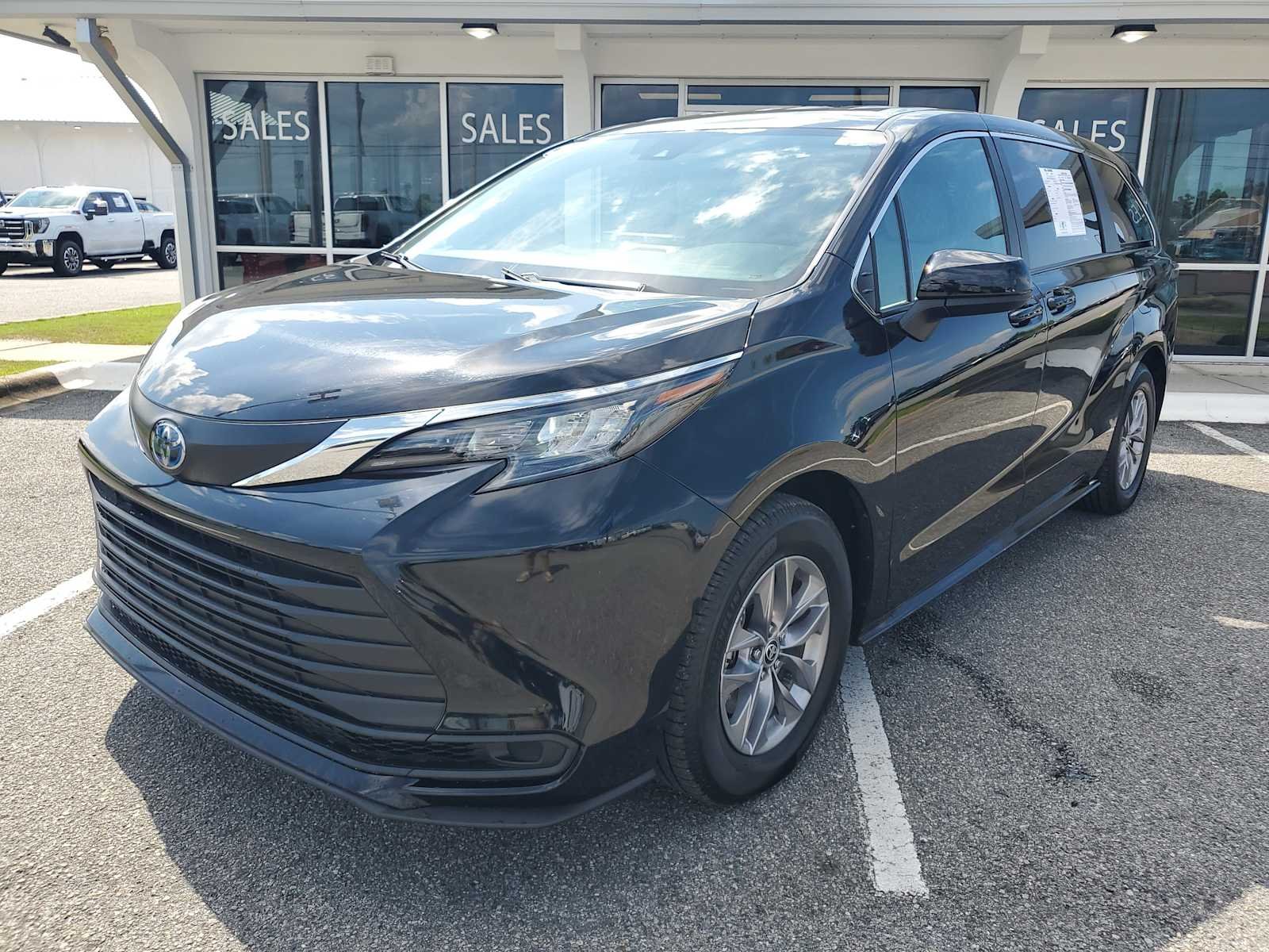 2025 Toyota Sienna