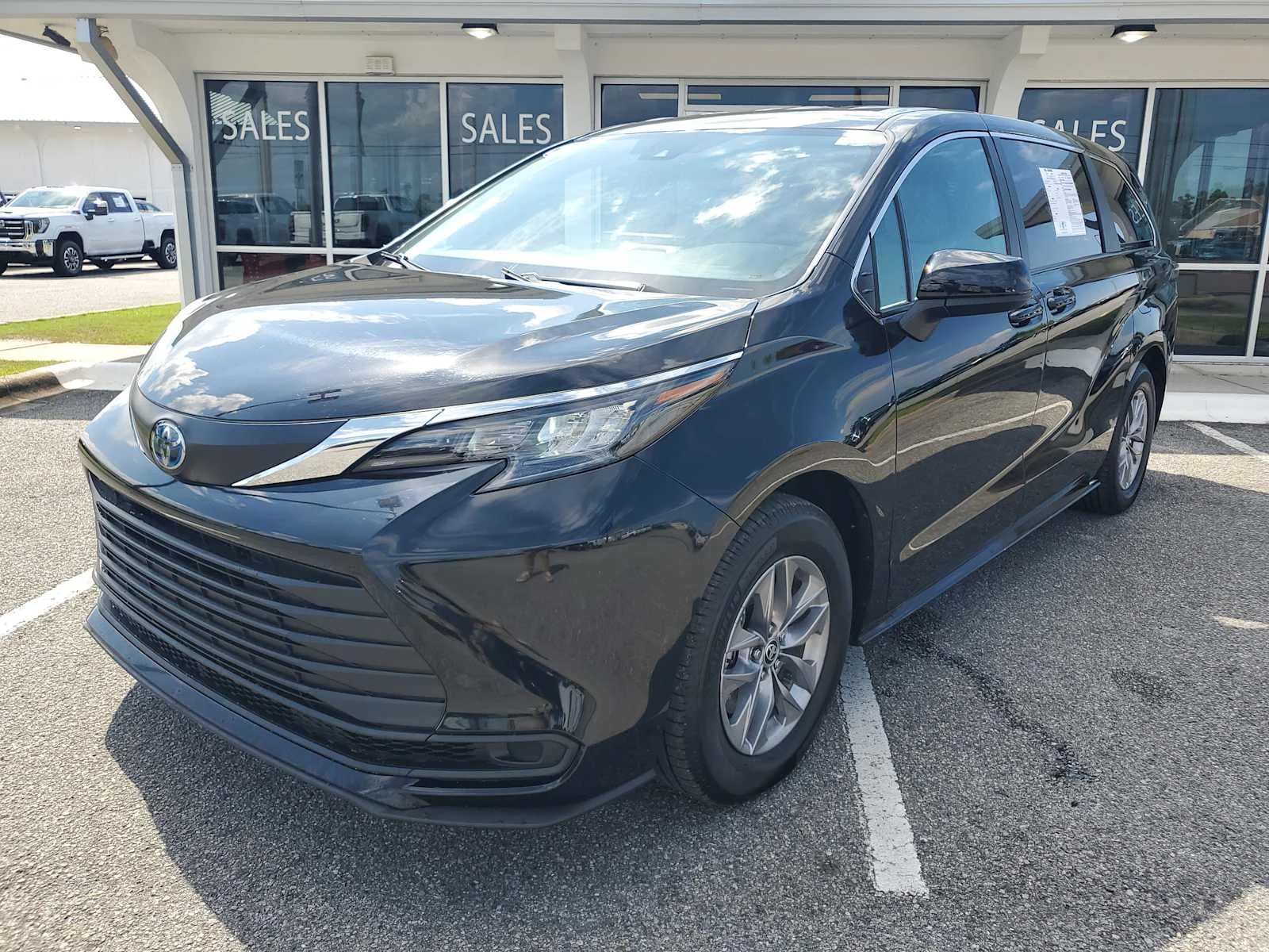2025 Toyota Sienna