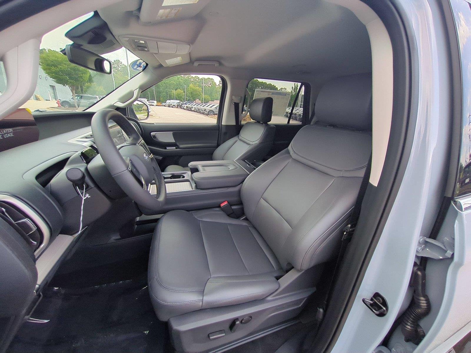 New 2027 Glacier Gray Metallic Tri-Coat Ford Active image 18