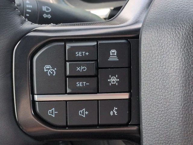 New 2026 Avalanche Ford Platinum® image 25