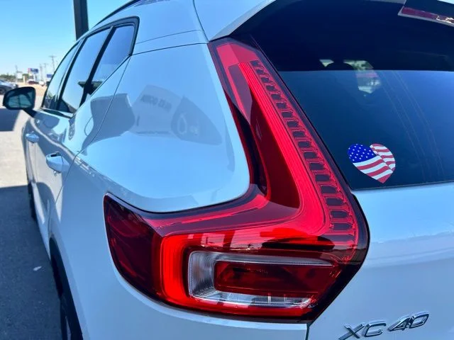 New 2026 Crystal White Volvo Plus image 8