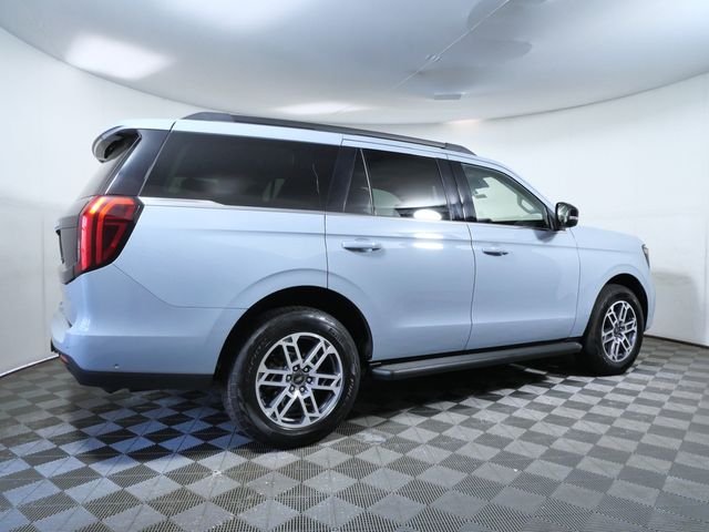 Certified Used 2025 Gray Ford Active image 6