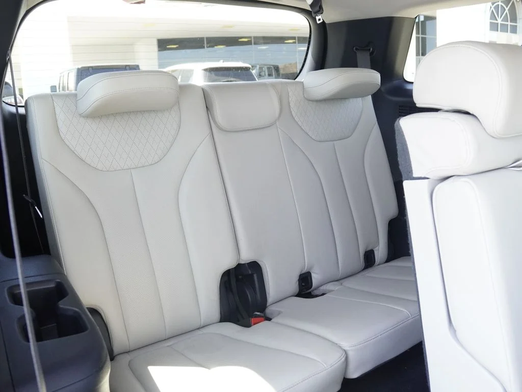 Certified Used 2022 Black Hyundai SEL image 33