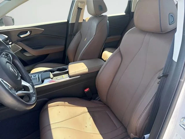 Used 2022 White Acura Advance image 22